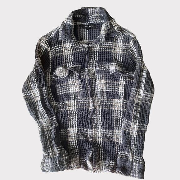 PacSun Medium Plaid Black Gray Long Sleeve Shirt Cotton Crinkle - Picture 1 of 6